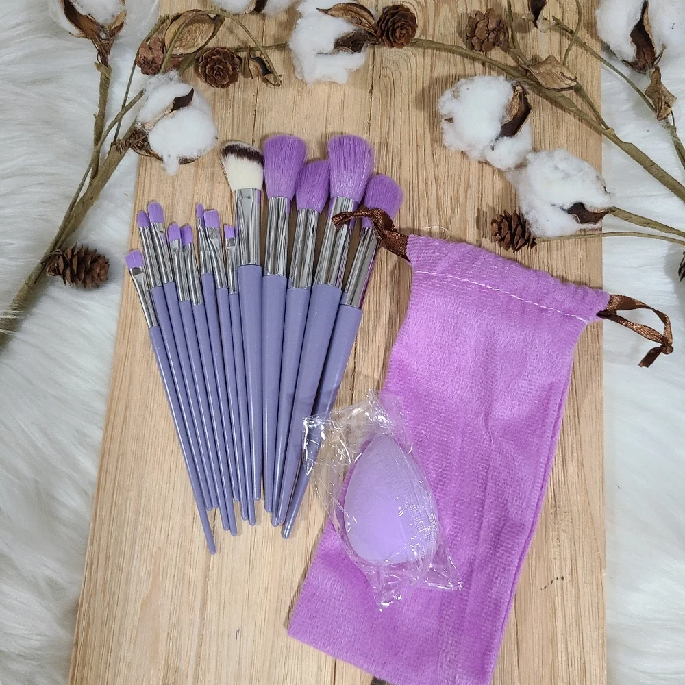 🎉🎉HOST PICK🎉🎉NEW🎉🎉 13PC Purple Brush Set with Travel Bag and Makeup Sponge